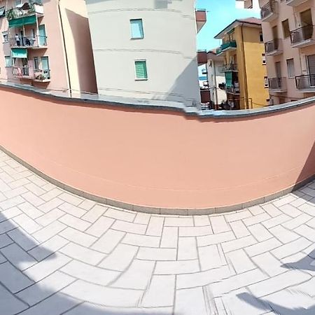 Faluma Pietra Ligure Kültér fotó